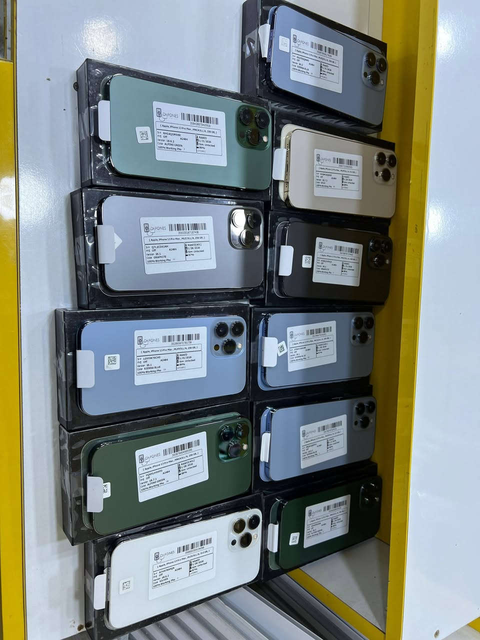 #سنتر_رافد_للموبايل
#قضاء_الفجر
IPHONE 13 Pro max
IPHONE 12 Pro max 
IPHONE 11 pro max 
IPHONE  11
الذاكرة (512  _  256)

بيع نقدا +اقساط ماستر الرافدين فقط 
عنوان المحل شارع الصيدليات  مجاور عيادة بريس


**إذا كنت صاحب هذا الإعلان وتريد حذفه لأي سبب، رجاءا أرسل رسالة إلى الدعم الفني**