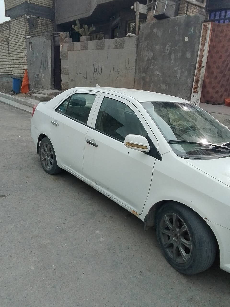 جيلي ام كي 2013 مصبوغة حزام للجمالية سيارة خير من الله بسمي رقم بغداد  بس ابيع مستعجل للتواصل 077028159


**إذا كنت صاحب هذا الإعلان وتريد حذفه لأي سبب، رجاءا أرسل رسالة إلى الدعم الفني**