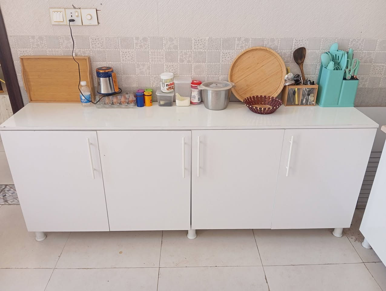 كاونتر مع سنكي
السعر ١٥٠ الف 
الملحق موجود بس واكع يحتاج صيانة فقط
العنوان بابل ابي غرق قرب السيطرة 
***********
