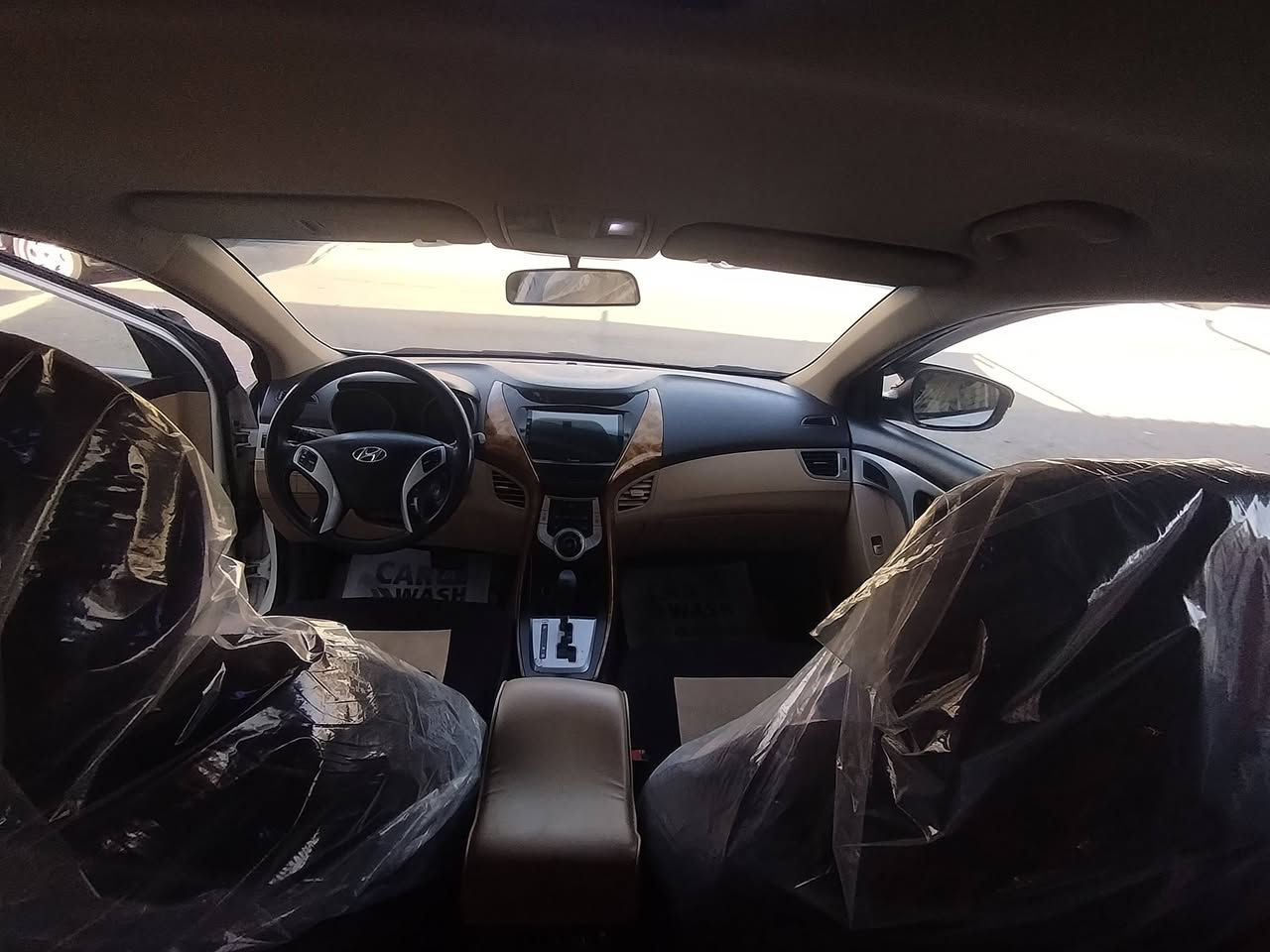 🔴 للبيع
_ هونداي النترا موديل ١٢ وارد خليجي
_ حجم المحرك 1800
_ رقم أربيل دولي + سنوية جديدة+هزة جديدة+((كابون بانزين)) 
 ( محرك كصة جديد ماشي 40 الف يعني قريب من الزيرو)
_ تحكمات ستيرن🪄
_ شاشة وسطية
_ كاميرا خلفيه + حساسات خلفية
_داخل(نضيف جدا) صاجي + رصاصي + اسود 👌
_ تبريد شرط مع السويج ثلج❄️ 4 سرعات الفان وكل الاتجاهات شغال أقدام وامامي وجامات
_كهربائيات خارجية داخليه شغاله كلهه
بلاجكتورات لايتات ☀️🌅

🛑_ ادامة كاملة  من كلشي 
_مضمومة بانزين + نوزلات + فيت بم + بلكات
🔴_ كير تبريد محرك كله شرط

🔴🔴 محرك جديد كصة قبل شهر شديتة

_ طخم تواير نضيف

🔴_ ضرر قطعتين جاملغ يمين تبديل  + بوند صبغ + تقليمات مكانات معينة

🔹 السعررر💵 (113) السيارة عروس من الألف للياء كاملة مكملة

🛑 مكانها. (( الموصل)) 

🔹🔹 فقط الشراي يتصل رجاااااء اقرا المنشور قبل الاتصال كلشي واضح
📲 0773 796 4421
📲 0751 725 9536
