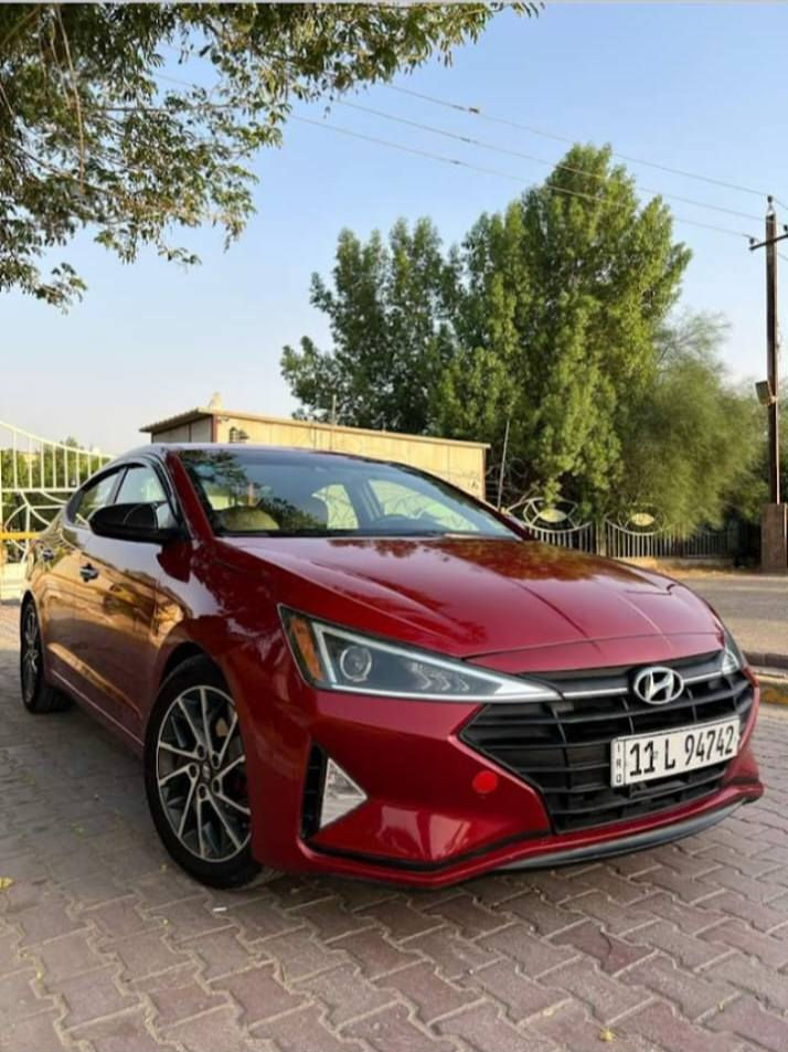 السلام عليكم
النترا موديل 2019
للبيع فقط بدون مراوس سياره جديده مال جناي
حادثها مال امريكا فقط بنيد شويه بالحافه ومصبوغ يعني قطعه وحده بس البنيد بدون دواخل سياره جديده وخير من الله 
بدون نواقص جاهزه كيرها At ماشيه 67الف ميل 
مواصفاتها معروفه شاشه جبيره كاميرا 
فول تحكم ستيرن نقطه عمياء 
رادار امامي وخلفي وجانبي 
تحديد مسار توقف ذاتي 
العنوان بابل المسيب الاستفسار 
*********** واتساب او اتصال 
السعر 140 وبيها مجال
