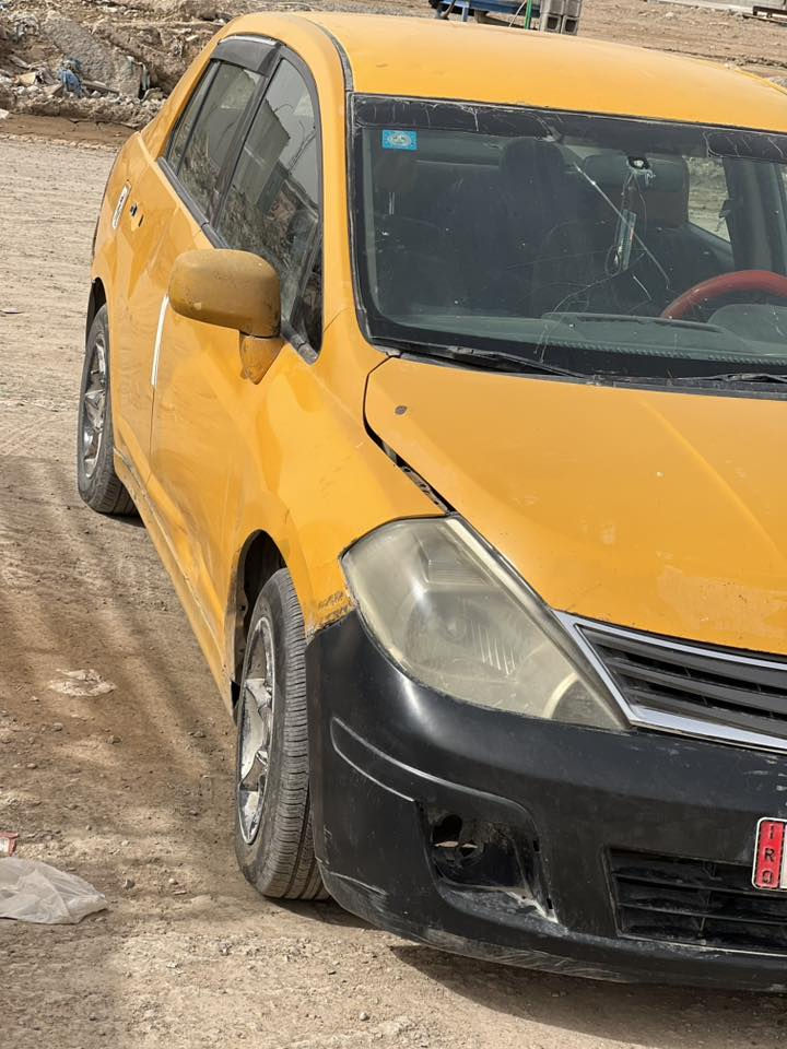 سياره للبيع موديل 9 
سعره 46 وبيه مجال بسيط
العنوان بغداد الدوره رقم الهاتف

‪+964 770 536 5579‬
***********
