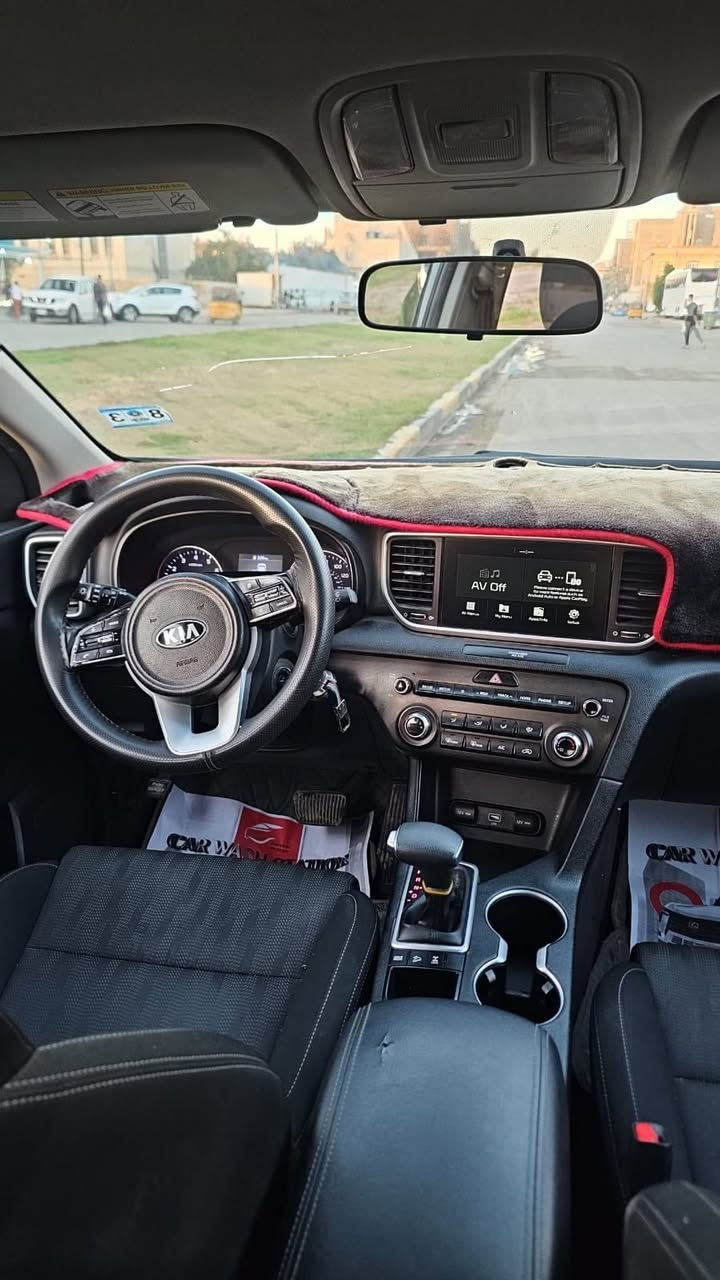 سلام عليكم
سبورتج وارد امريكي موديل 22 فورويل 
حادثهه چاملغ وشوية من البنيد 
صور الحادث موجود بلمنشور 
مكانها بغداد السعر 160 
***********
