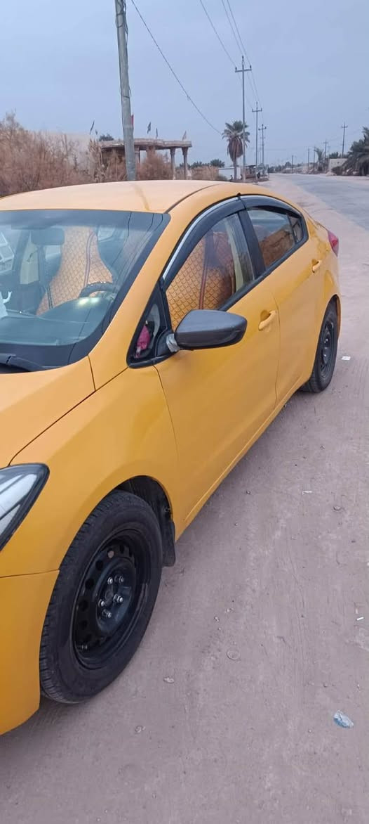 سياره سيراتو 2014 رقم بغداد سياره جاهزه  واحله من الصوره مكان السياره الرميثه مصفره هيئه وغرامات سنويه لل 2027 مداور ثاني يووم  السعر 110$بيها مجال بسيط مو شراي لاتخابر ولاتكسر بحلال الناس  التواصل ع الرقم ***********
