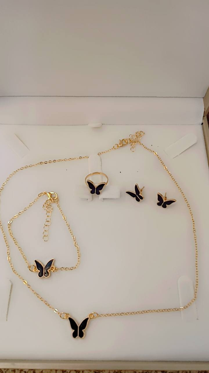 اكسسوارات طلاء ثابت للبيع


**إذا كنت صاحب هذا الإعلان وتريد حذفه لأي سبب، رجاءا أرسل رسالة إلى الدعم الفني**