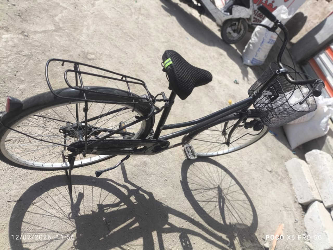 سلام عليكم بسكل للبيع نضيف حجم 26 السعر 85وبي مجال مكان بابل القاسم هذا رقم صاحب الباسكل ***********  اني مكلف بل نشر
