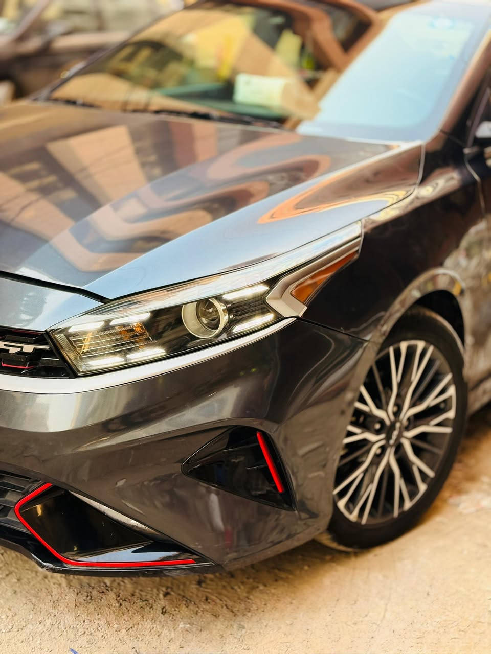 سلام عليكم
فورتي 24 GT Lin 
مواصفات :
رادرات مري 
رادارات جانبيه 
بصمه ابواب 
بصمت تشغيل 
تشغيل عن بعد 
تحكم ستيرن 
شاشه كبيره 

ممشه السيره 21 الف 

صور الحادث مرفقه بل منشور 

سعر 158 وبيه مجال حك الجيه 

 اي ستفسار 

***********
