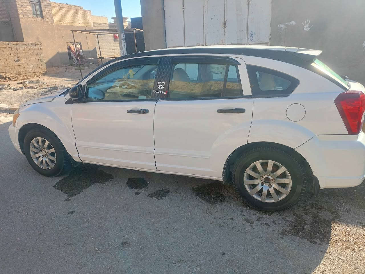 السلام عليكم دوج كاليبر موديل 2007 رقم بغداد مشروع وطني  مكينة حاويه جديده لا تنقيص ولاتبخير خير من الله كير كفاله  حدادية امامي وخلفي جديده الكهربائيات كله شغالة ظفيره جديده اي جطل ماكو تبريد شغال باتري جديد الغرفة حلوة نضيفة  سنتر لوك لايتات زنون  السعر 65 وبيها مجال المكان  الديوانية البدير 
للاتصال ***********
