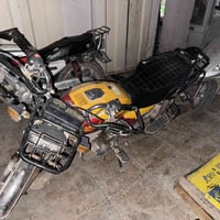 موديل ٢٠٢٠ • اوراق • للبيع