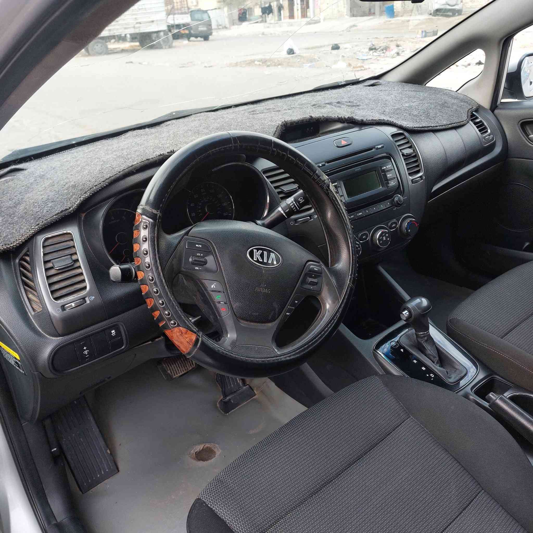 فورتي ٢٠١٧ محرك ٢٠٠٠ رقم بغداد بسمي حادثه تبديل بنيد السعر ١٢٠ وبي مجال للتواصل ***********
