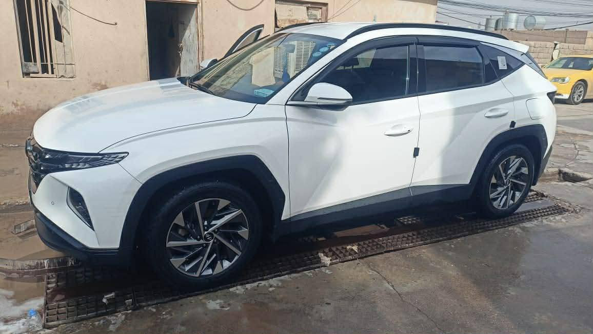 للبيع او مراوس كامري    السعر ١٩٧ &
الاتصال ب ***********
تكسون ٢٠٢٢ خليجي 
بلاضرر ولا صبغ مكفوله 
ماشيه ١١٥ الف
نص فول
