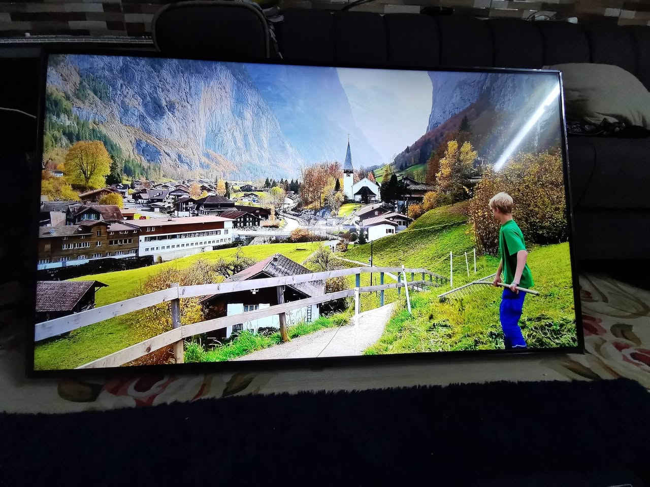 سلام عليكم عندي شاشه نوع LG NANOCELL الأصلي مواصفات شاشة LG موديل 50NANO75VPA هي تلفزيون نانو سيل ذكي مقاس 50 بوصة، بدقة 4K UHD، وتقنية NanoCell لعرض ألوان نقية، ومعالج α5 4K AI، ونظام تشغيل webOS، ويدعم Active HDR، وتأتي مع ريموت سحري، وتوفر تجربة سينمائية وأداء جيد للألعاب مع ميزات مثل HGiG وALLM، وتحتوي على منافذ HDMI وUSB، وتعمل بتقنية الذكاء الاصطناعي ThinQ AI.  العنوان البياع حي الرساله الأولى قرب مدينة العاب الكرخ تلفون ***********
WhatsApp +964***********
