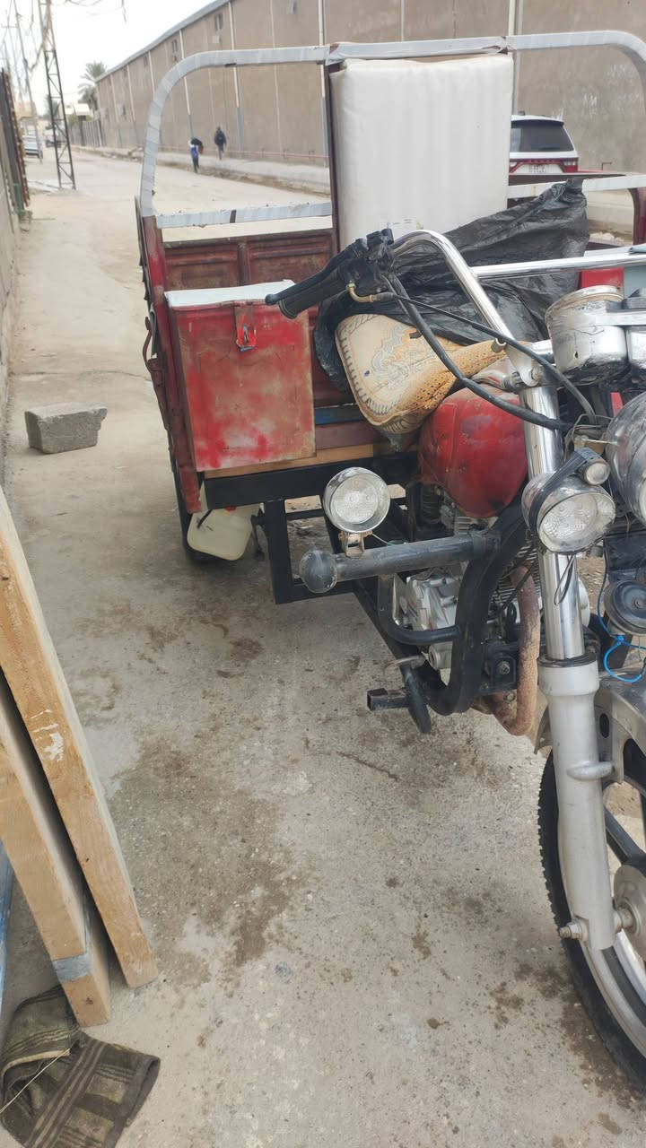 سلام عليكم 
ستوته للبيع لون احمر اوراق موديل 2016 اصولي  محرك ستونه شادينه موديل 2022 نكره سلف ويل كب تاير امامي جديد كلها شغاله ما عدا دشبول امامي يرادله تبديل مكاني كربلاء بوبيات 
*********** الاستفسار ع رقم
