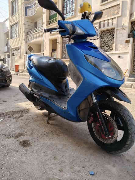 السلام عليك
دراجه سكنز فحل  الدراجه مرتبه  نقص بيها 
شغلات بسيطه 
للبيع اب 550او بيها مجال بسيط 
العنوان المنصور الداودي
***********
