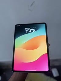 ايباد 11برو معالج M4 بطارية 100 ذاكر 256استخدام كلش قليل  سعر كلش مناس...