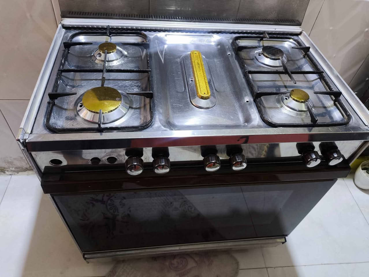 طباخ عشتار شغال الفرن شغال 
السعر 175
العنوان بغداد العبيدي  
رقم الهاتف *********** Colombo, Sri Lanka
