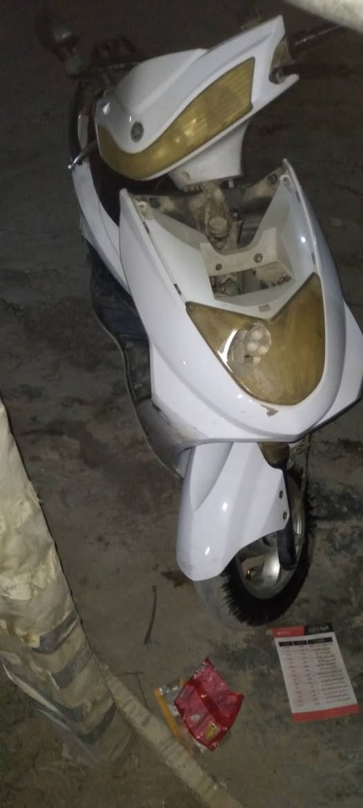 سكنس امتياز ١٤٠ محرك مال ماكس تشتغل سلف هندر محرك مامفتوح تحتاج بس ترتيب سعره ٢٥٠  مكان الغزاليه  
***********
