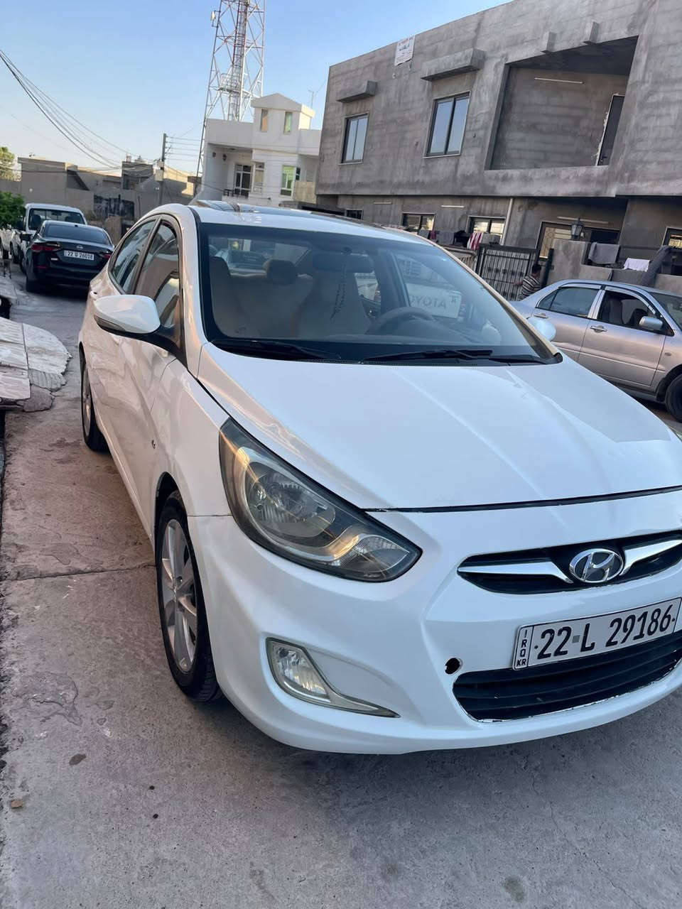 ئەکسێنت ٢٠١٣ خەلیجی فول مواسەفات سلایت ئەیبی ئێس سەنەوی تا ٢٠٣٠ جوار جێ سەردە کوتی هەیە ١ پارجە سبوخ بێ لێدان مەکینەی نەکراوەتەوە 
*********** أربيل, العراق

