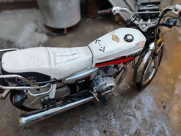 تايكر موديل 21
4كير
سعر550
اوراق اصوليه بأسمي
بيه عواج قليل بالدبل الامامي

مكان بغداد  بلديات اليو أن 
‏‪رقم.الهاتف. ‏‪0771 587 1701‬‏ بغداد
