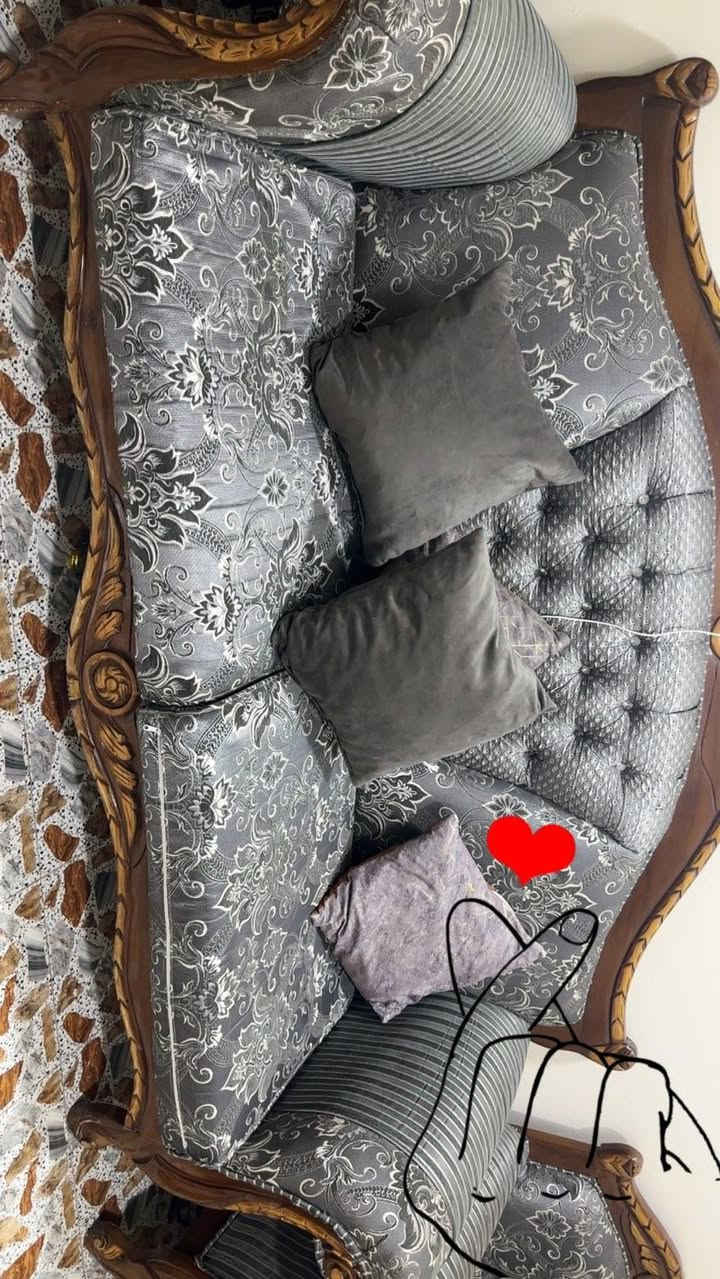 السلام عليكم ٠٠٠٠تخم ملكي  ١٠ مقاعد بسعر مناسب جدا للاستفسار خاص.


**إذا كنت صاحب هذا الإعلان وتريد حذفه لأي سبب، رجاءا أرسل رسالة إلى الدعم الفني**