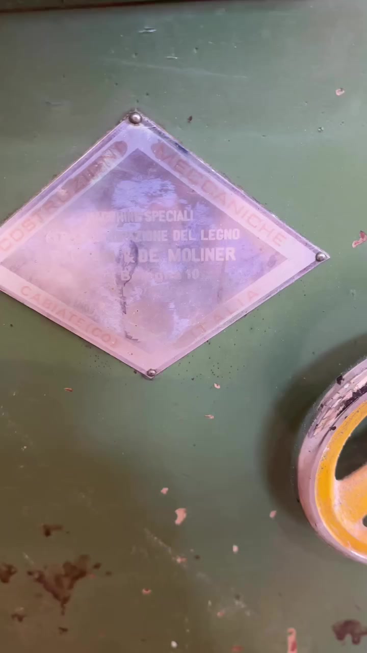 للبيع منقار هواء إيطالي حاله ممتازه شراي يخليه يخابر***********
