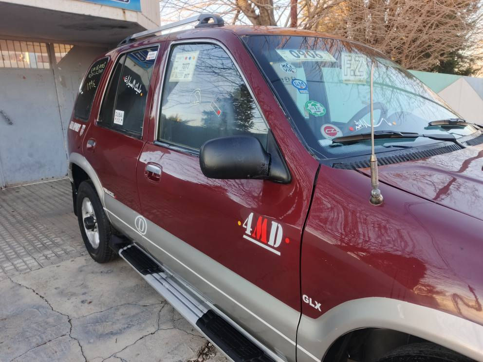 فرۆشتنی خێرا 
***********یان***********
کیا سپۆرتاج مۆدیل 1994   ئاڕمی پلاستیکی سلێمانی بەشەرتی ئاڕمو ئەوەلیات موسوبڕاوە 
مەکینە هەشتو بەخ گێڕ عادی  گێڕو مەکینەو کسل بەشەرتی فیتەر تەبریت ساردو گەرم بەشەرت فول مواسەفات چوارجام کارەبا ئاوێنە کارەسویچ کۆنترۆڵ  سپێر لەکۆڵ ویل کرۆم  کارەبای هەموگیانی ئیشدەکات وەک شەریکە ماوەتەوە چوارتایەوویلی جوانی  لەژێرایە سەیارەکە بێدەعمو لێداراوە پێشودوای کەپسە شەکوشی پێوەنیە زۆر توندوتۆڵەو بێتەقەوڕەقەوبێ نوقسانیە کامل جوان کاری بۆکراوەو 
ماڵی دۆستە بەس ماشەڵای ئەوێت 
سعر 40 موعامەلە یەکی کەم 
ناویشان زەڕایەن هەڵەبجەی تازە
*********** *********** السليمانية, العراق
