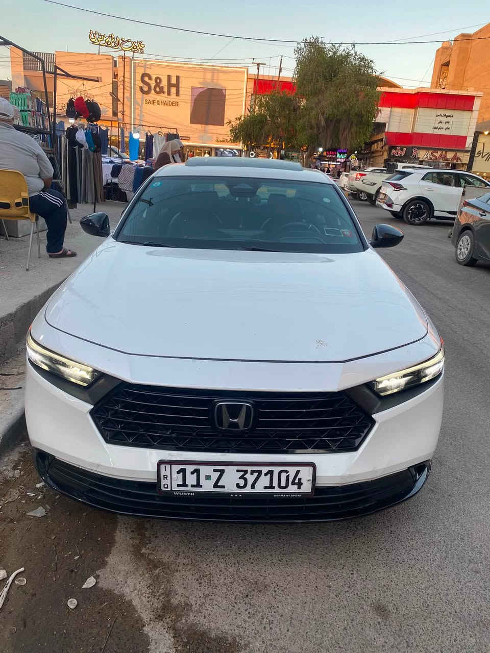 هوندا اكورد موديل 2023
المواصفات sport-L
مواصفاتها معروفه 
كشتات جلد + كهرباء 
تدفئه بل كشنات 
فتحه 
بصمه ابواب 
وبعد بيها تفاصيل 
ماشيه 37
حادثها رصعات و خدوش بدون اي تبديل او صبغ صور الحادث مرفقه بل منشور 
السعر 194$ وبي مجال 
مكانها بغداد العامريه 
للتواصل ***********
