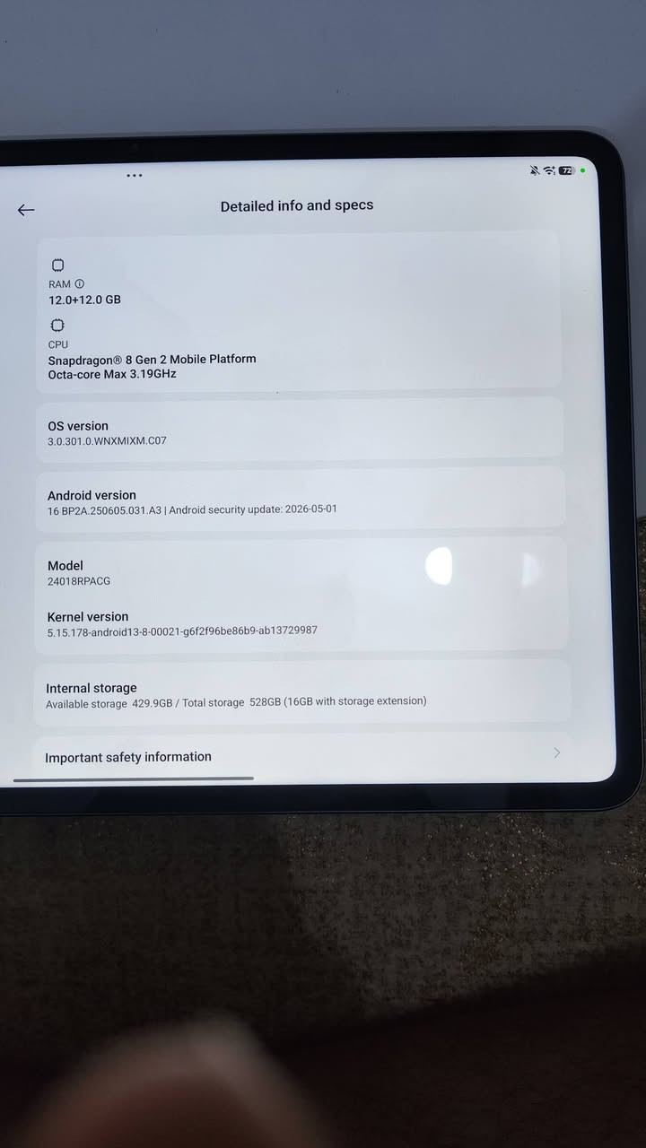 شاومي باد 6s برو
مستخدم اقل شهر 
معالج سناب دراكون 8 
ذاكرة 512/12
الحجم شاشه 12.4
شاشه 144 هيرتز 
حجم بطاريته 10الالف mAh
شاحنته الاصليه 120واط 
بوبجي + ديلتا فورس 120 فريم 
 متواجد اتصال او واتساب 
***********
سعره 550الف وبي مجال بسيط للشراي
