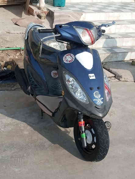 سلام عليكم دراجه كامكو للبيع ***********
