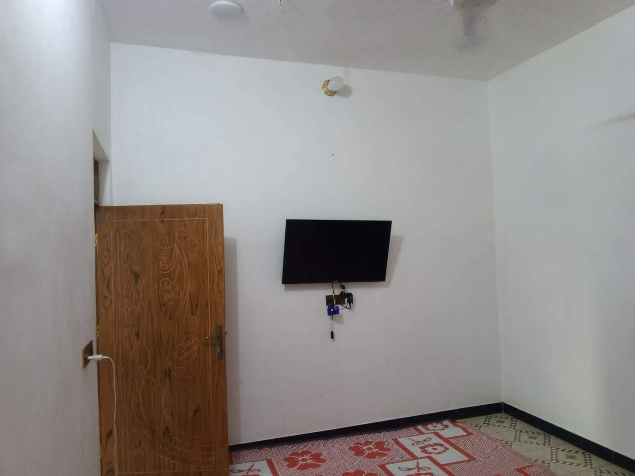 بيت للبيع بحجي حسن الثانيه مال الماجديه
زراعي سند 25
 المساحه 100 متر طابقين
#الطابق_الاول استقبال +غرفه+صاله+ مطبخ +صحيات
#الطابق_الثاني
صاله+غرفه سويت 
 السعر 55وبي مجال
 المنطقه هادئه وبيها خدمات كامله

للاستفسار الاتصال على الرقم
***********
***********
