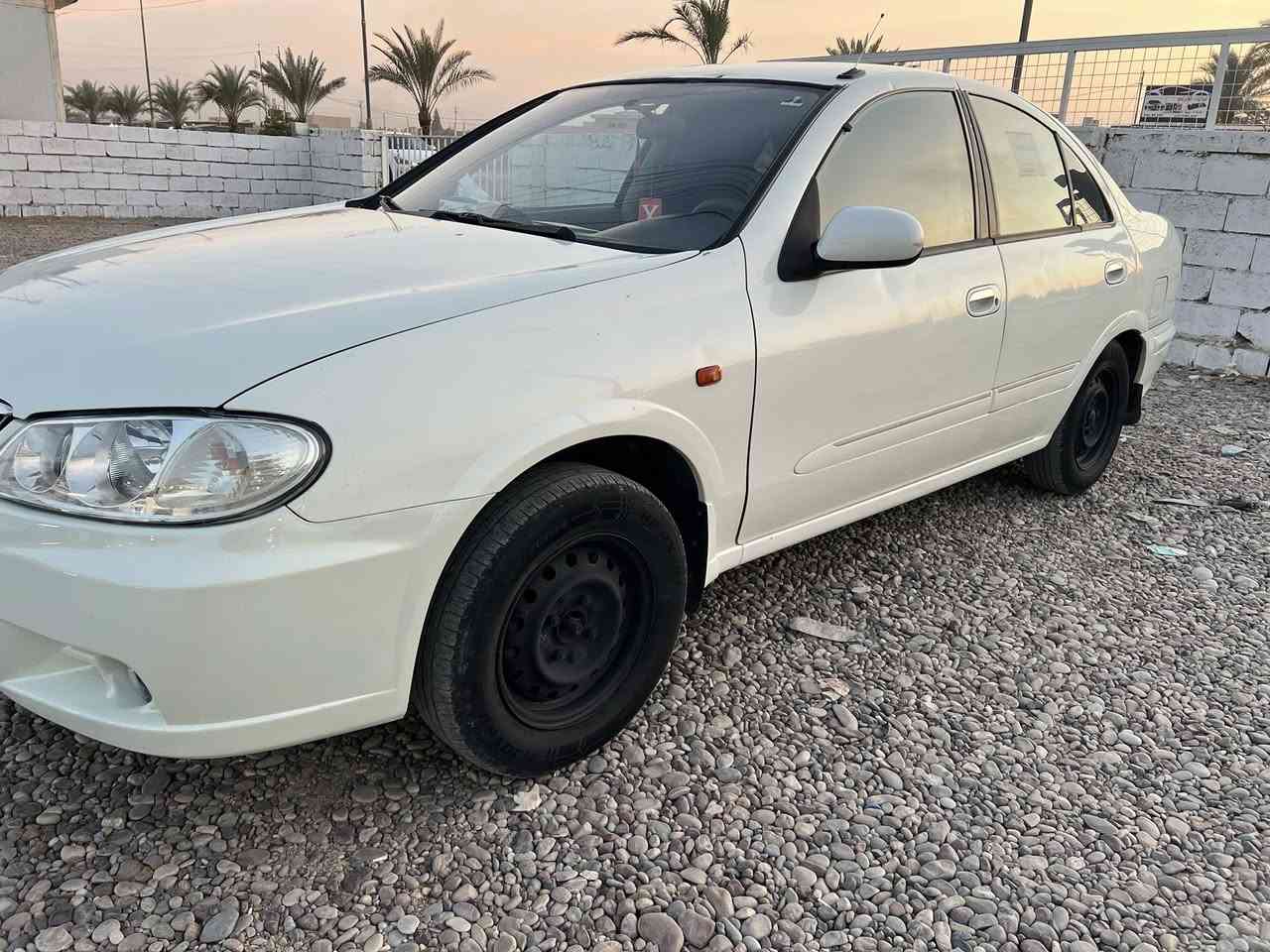 للبيع سيارة سني موديل 2003مال نواب ضباط محرك كير شرط صدر كهربائيات جاهزات محرك قبق اسود المرغوب محدثة 2010 السياره حلوه مثل مابل الصورالمكان قضاء العلم السعر50وبيهه مجال حك جيتك والموشراي لايتعبني رقم الهاتف‭0771 978 4484‬ والف هلا
