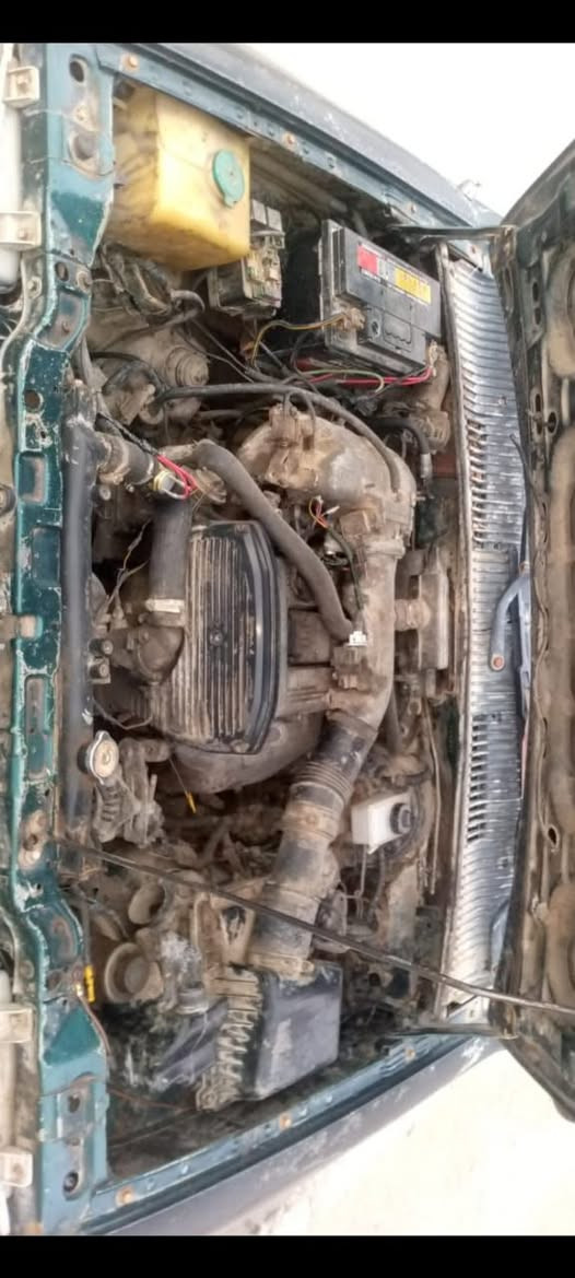 كيا سبورتج 2002 گير ومحرك جيد جدا سنويه لل 2031 بأسمي السعر 32 موبايل ***********
