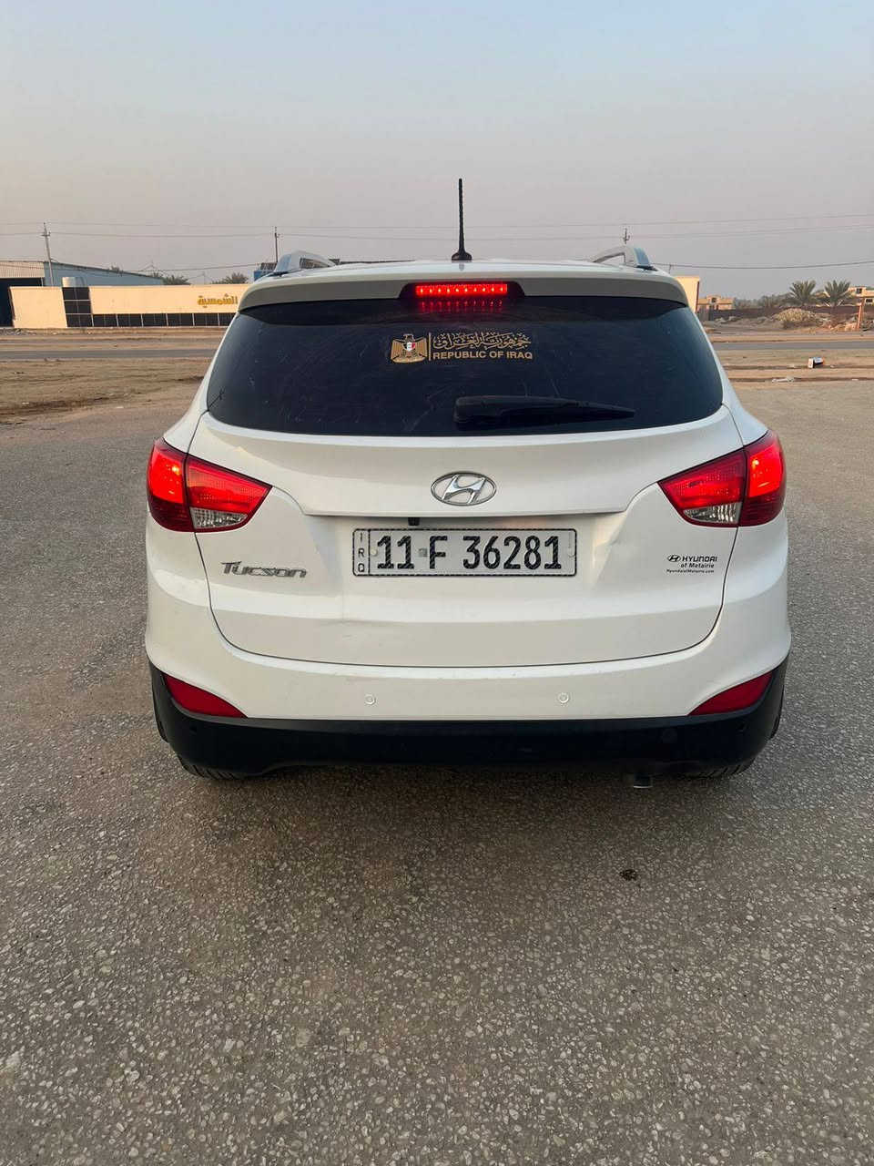 سلام عليكم ورحمه الله وبركاته 
توسان موديل 2015 امريكي ...
حادثه فقط دعاميه بدون حادث سياره مكفوله من قطرات صبغ 
رقم بغداد جديد 
هزه وسنويه الحد 2030
سياره جديده داخل وخارج 
مكينه 2000 ...GDi عل وضع شركه ........سياره ادامه كامله 
-----------------------------------------
تخم تاير جديد 
بطاريه جديده 
حداديه خلفي امامي جديده 
تبريد ثلج ++
تدفئه شغاله 
لايت زنون عالي ناصي 
لد امامي +خلفي ....
سياره ستخدام شخصي
ماشيه 100 وقابل زياده 
شاشه كامره......
سستم صوت انفنتي 
فول تحكم ستيرين 
مانع نزلاق .........
تخم دسكات جديد.......
-----------------------------------------
السعر 139 وبيه مجال شي بسيط ......مكان سياره بابل ....
‏‪***********‬‏
‏‪***********‬‏
