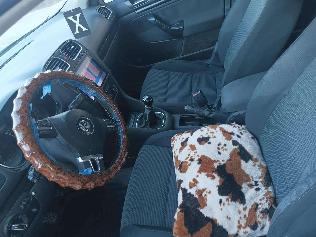 گولف فوكسواكن 2011 محور 
كير محرك 0*8 موديل 94 كابريته  تخب تاير صدر كله بالشرط 
رقم اربيل سنويه ضايعه موجوده سنويه استنساخ وموجود رقم صاحب السياره 
السعر 50 وبيها مجال للاستفسار الاتصال 
***********
غير متواجد ع الفيس الشراي يتصل ويرهم مراوس حسب القناعه
