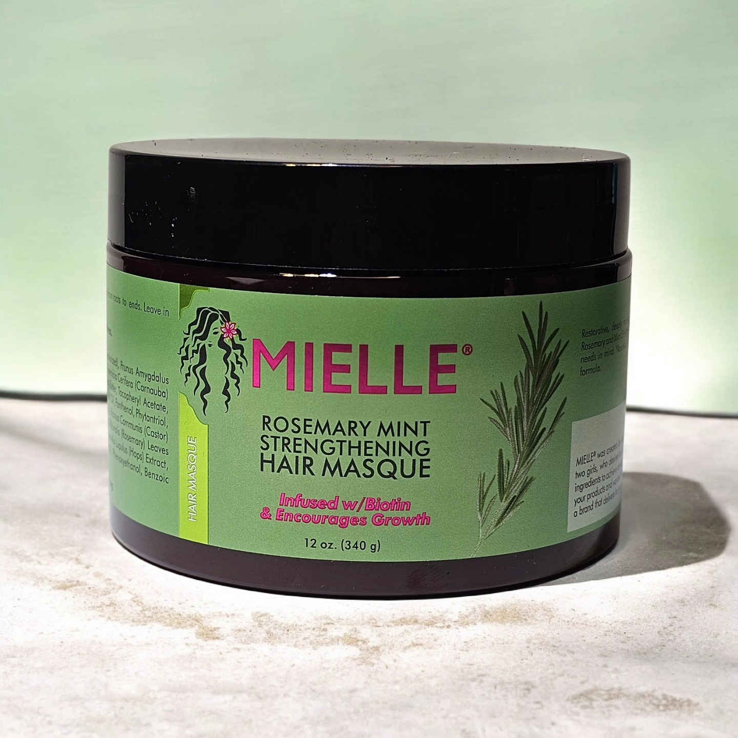 ✨ مجموعة ميلي للعناية بالشعر ✨
دلّلي شعرك بالعناية الكاملة اللي يستحقّها 🌿💆‍♀️
💧 شامبو ترطيب عميق
يغسل بلطف ويمنح شعرك نظافة وانتعاش ✨
💆‍♀️ مكيف حريري
ينعم الشعر ويقلّل التجعّد 💫
💖 ماسك مغذّي
يُرمّم ويقوّي من الجذور للأطراف 🌀
💫 سيروم لمعان وحماية
يضيف لمعان طبيعي ويحمي من الحرارة والتقصف 🌟
📸 شعر صحي، ناعم، لامع… كل يوم ✨

صناعة اميركية 

المجموعة كاملة // 25،000
الشامبوا // 7000
المكيف // 7000
السيروم // 7000
الماسك // 6000
#ميلي #عناية_بالشعر #شعر_صحي #ترند #ترند_الموسم


**إذا كنت صاحب هذا الإعلان وتريد حذفه لأي سبب، رجاءا أرسل رسالة إلى الدعم الفني**