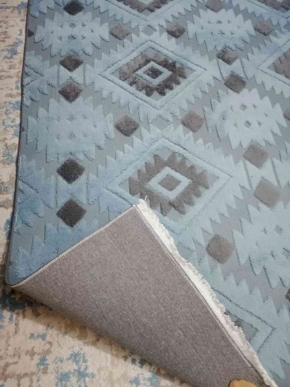 موكيت جديد  ظهر كابوي هسه شتريته وطلع ميرهم ويه لون التخم 
قياس طول مترين بمتر سعره 15 
لحد تكلي عشرة لان ممستعمل


**إذا كنت صاحب هذا الإعلان وتريد حذفه لأي سبب، رجاءا أرسل رسالة إلى الدعم الفني**