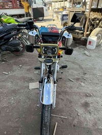 دراجة نارية • مديل 24 • القاسم شارع الجفل