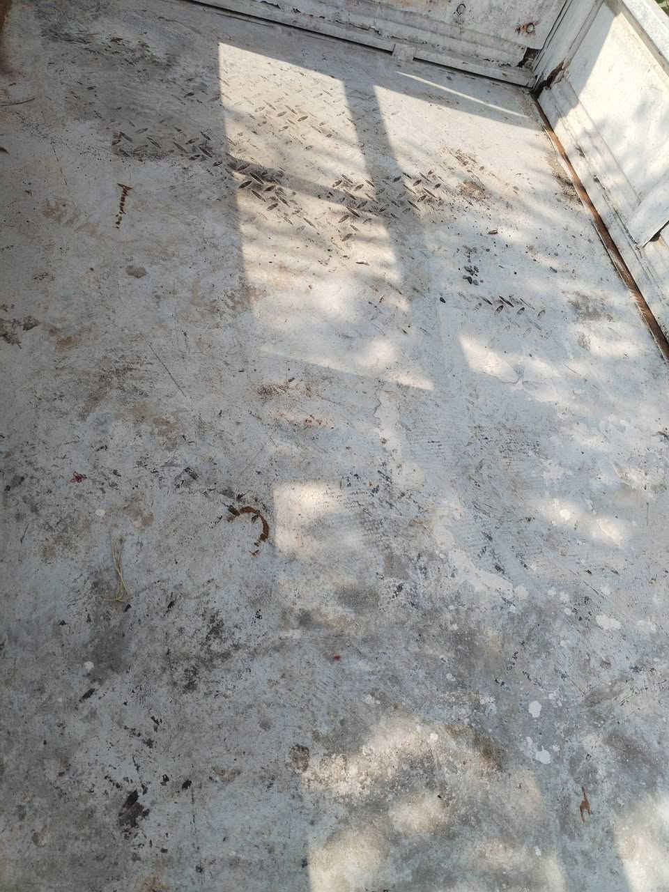 ستوته للبيع موديل 2008 رقم سنويه المكان حي العسكري شارع السبيس بدون راعي مكتب مكتب شارع السعر ب 800 وبيها مجال مكينه 25    ***********
