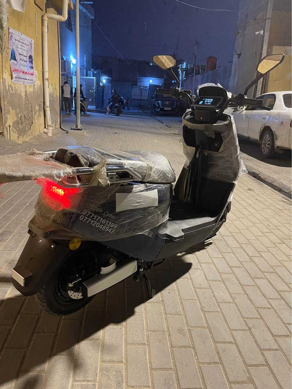 دراجه شحن جديده مطلعها من معرض بلعشار صارلها شهرين ماماشيه هواي كلها شغاله سعر ٧٥٠ وبيها مجال عنواني بصره رقمي *********** البصرة, العراق
