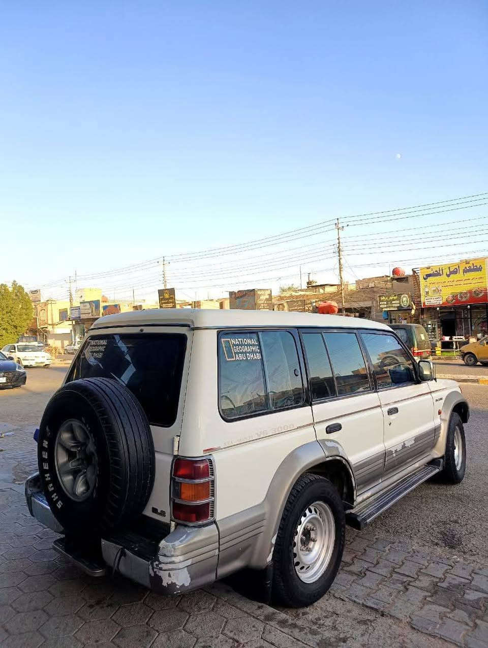 البيع باجيرو موديل 96 سياره نضيفه اني مكلف بل نشر رقم صحب السياره ***********
