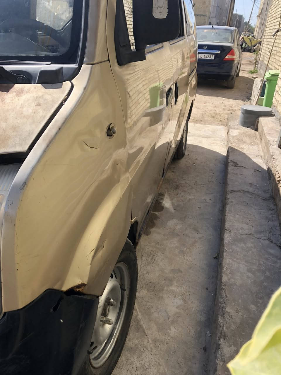 السلام عليكم ليفان 7 راكب مكينه وكير وصدر تخم تاير خير من الله كشرها ابلادي كله بس بيه هاي التصليه بالصندوك ناعمه كلش وجاهزه بدون تحويل صاحبه ضاع رقمه والسنويه تفاصيل بيه اكرر بدون تحويل ومكفوله من كلشي  سرقه او عشاير السعر 15 ورقه لاستفسار الرقم *********** مكاني بغداد الشعب
