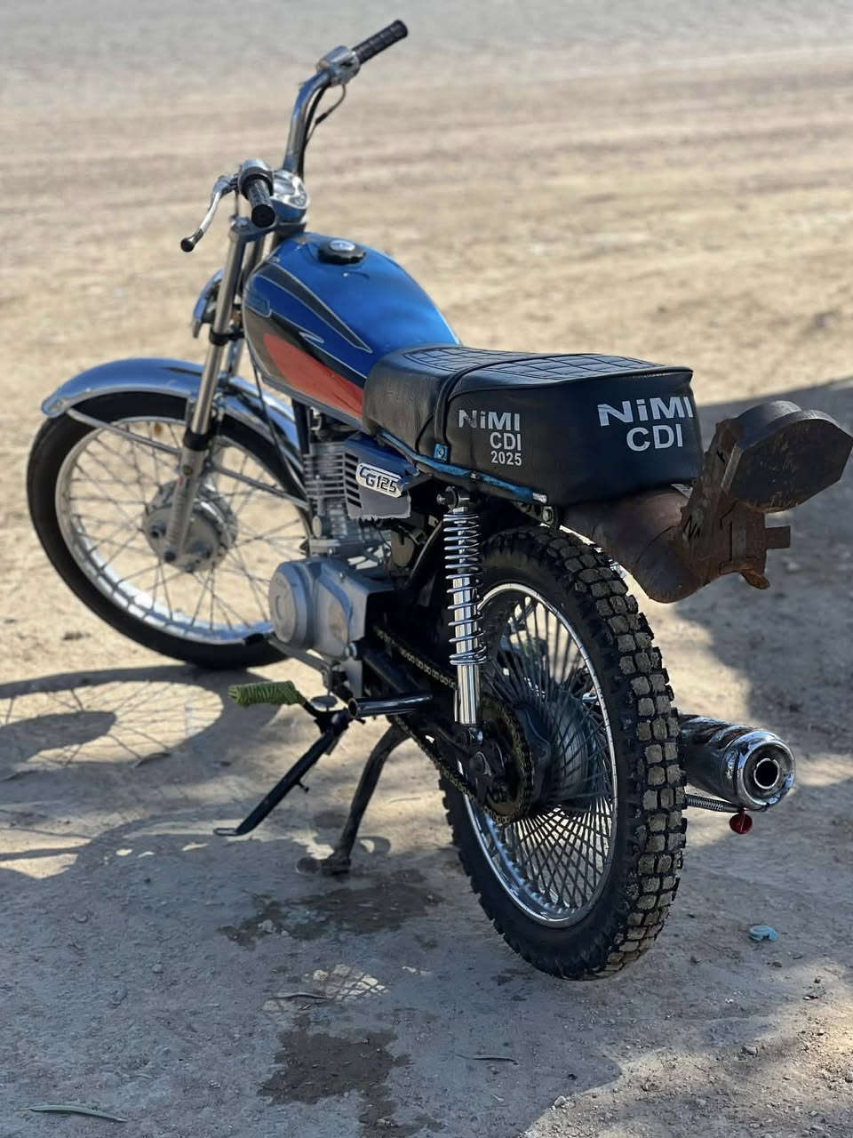 شعندك مراوس نزل
أربعه كير نامه 
دبلات امامي خلفي جديد 
راسطه باكستاني اصلي ثقيل 
كشن وتانكي جديد كله جديد بس ويل خلفي مالتايكر
شاصي نامه ١٩ أوراق 
بس المكينه ارشه قديم والمكينه بيه جبنه الملف طاكهً
بس الدراجه نكره هندر باي وكت ومابيه ايً تكطيع او تأخير 
((بس مراوس ))


**إذا كنت صاحب هذا الإعلان وتريد حذفه لأي سبب، رجاءا أرسل رسالة إلى الدعم الفني**