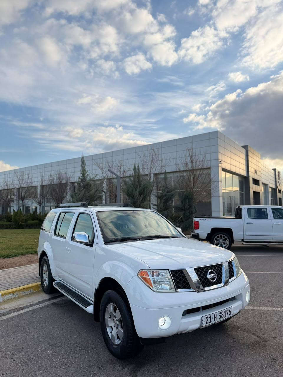 نيسسان باسفاندر مودييل 2006 خه ليجي
مواصه فات گیرئوتوماتیک ناو زه رد سئ ريز كوشن ته بريد مه ركه زي 
abs  4×4  دزه خليسك 
جام كاره باي و كونترول  مواصه فاتي تر 
گير مه كينه  نه كراوه ته وه اكسل هه موو گيياني به شه رت سه نه وي ره قه مي تا وه كو 2028 تازه يه 
هه تا بليي سه ياره يه كي توندوو توله 
دوو بارجه بوياخ ده رگاي دواي سه كن و جاملغه كه ي  بي ايرباك بي ناو له گه ل به له يه ك  
گۆرينه وه ناكه م 
عنوان سليماني.گه ره كي را به رين.
سعر (104$) مجالي برايانه
***********
***********
