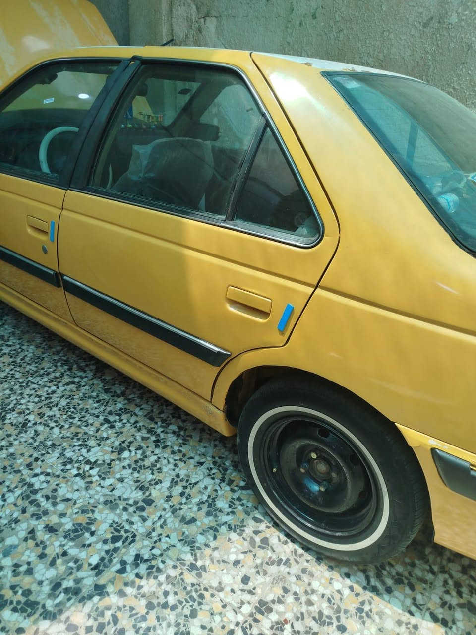 سلام عليكم سياره بيجو بارص موديل ١٥ رقم بغداد بسمي شخصيآ سياره بحاله جيد كهربائيات تبريد سياره أنكر سويج وطلع وين ميعجبك بيه باب صبغ وجاملغ هاذه رقم صاحب سياره ليحب يتواصل ويا ***********
