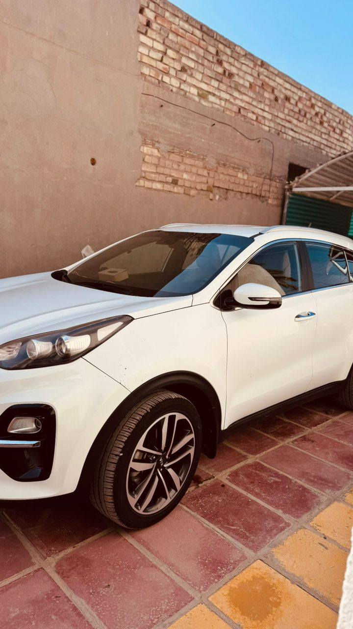 للبيع كيا سبورتج 2019 خليجي 
رقم بغداد اللوحات الجديدة سنوية مجدده 2030
ماشية ( 148 ) الف كيلو
مكفولة من التبديل والصبغ فقط صبغ بالدعامية الأمامية البلاستك
نص فول، سويج، حساس امامي، حساس خلفي، كامره خلفية، شاشة اندرويد، داخل بيجي، مري شفط، 3 أنظمة قياده
محرك 2000 دوش 
السعر 195$ بي مجال بسيط
العنوان بغداد جسر ديالى 
***********
