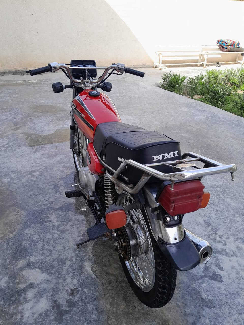 سلام دراجه اربع كير اوراق البيع كهربايات شغاله مديل 21 السعر 500 بيها مجال   مكان كربلا *********** /***********
