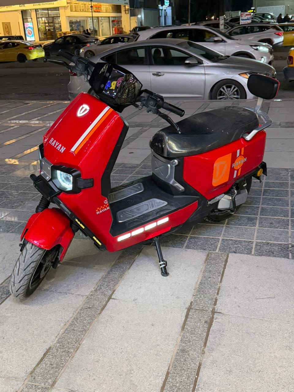 دراجة ريان وحش الكون موديل 2025
6 بطاريات مسطرة 38 امبير دراجة نضيفر وصل الشراء موجود بشهر 7 مواصفات معروفة مثبت سرعة 
و P باركنك و R ترجع عل بگ مرايات موجودة
 و غراضهة كاملة كتلوك و ملسقات و شاحنة 
 اصلية سرعتهة 75 حقيقي « سعر 750الف مكاني بغداد الجديدة شارع المسبح للاستفسار الاتصال ***********
