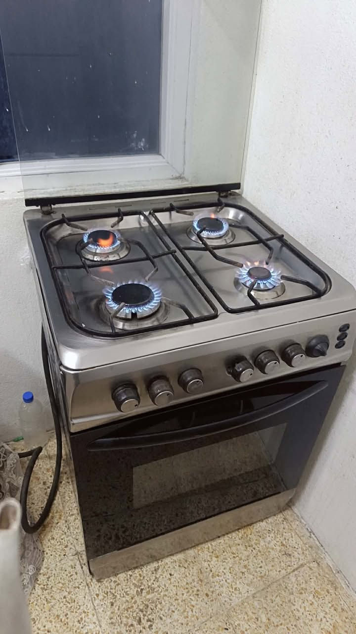 سنك متر سعر 50بي مجال 
طباخ شرط شغل فرن هم شغال سعر 75بي مجال 
ثلاجه شرط شغل سعر 120بيها مجال مكان موصل حاوي الكنيسه تواصل خاص رجاءا متابعة للحساب


**إذا كنت صاحب هذا الإعلان وتريد حذفه لأي سبب، رجاءا أرسل رسالة إلى الدعم الفني**