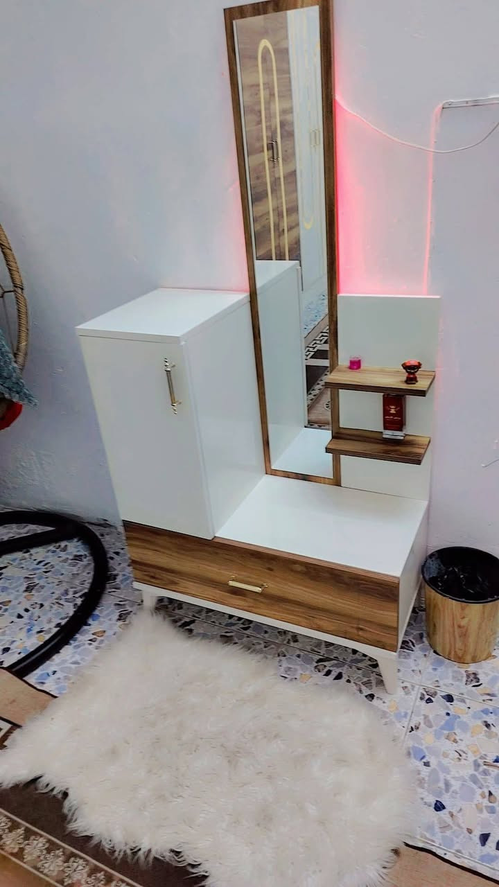 غرفه نضیفه فول شخط مابیها السعر ع خاص 5قطع %***********
