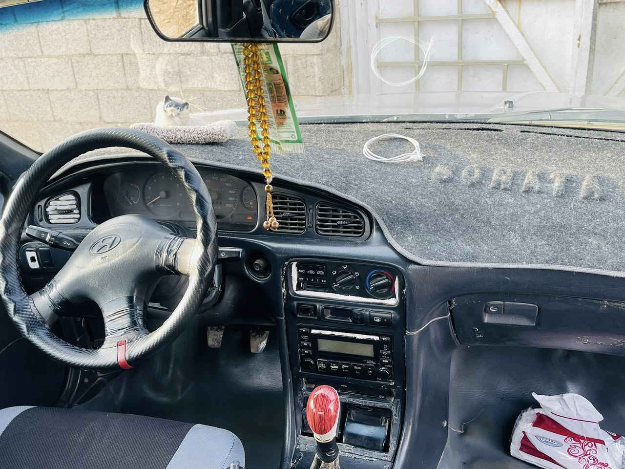 سوناته تو مديل ٩٣رقم ديالئ. سياره نضيفه خير من لله تخم تاير كير محرك كله كفاله ضربه بس دعاميه كل ضرر ما بيها مصبوغه جماليه بس سعر ٤٥وبيها مجال ***********تحويل ثاني يوم سياره باسمي سنويه جديده
